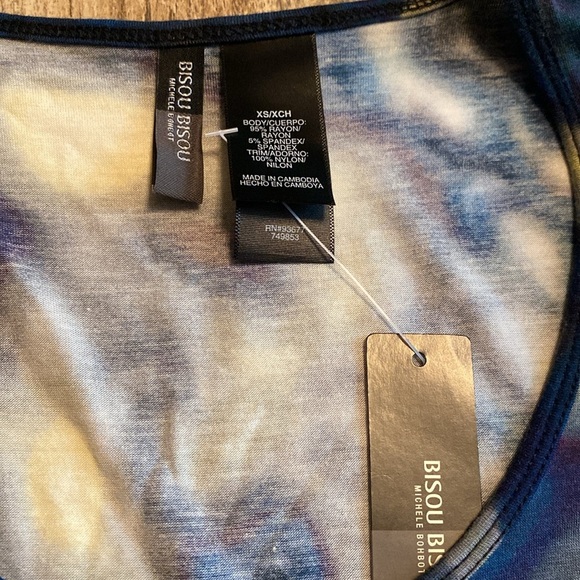 🆕 Bisou Bisou Multicolor Abstract Blouse - Picture 2 of 10